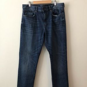 BR Mid-Wash Men’s Traveler Jeans